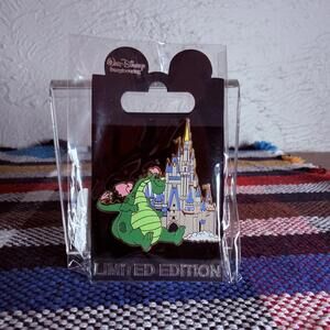 WDI Elliott Dragon Castle Disney Imagineering LE 200 Pin PP91917